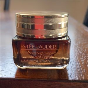 Estée Lauder Eye Repair